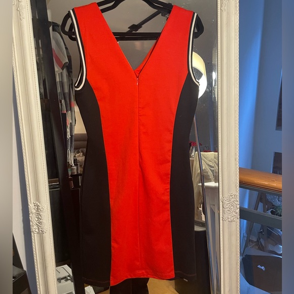 Vero Moda Red and Black Sheath Shift Style Dress - Size Medium - Picture 5 of 5
